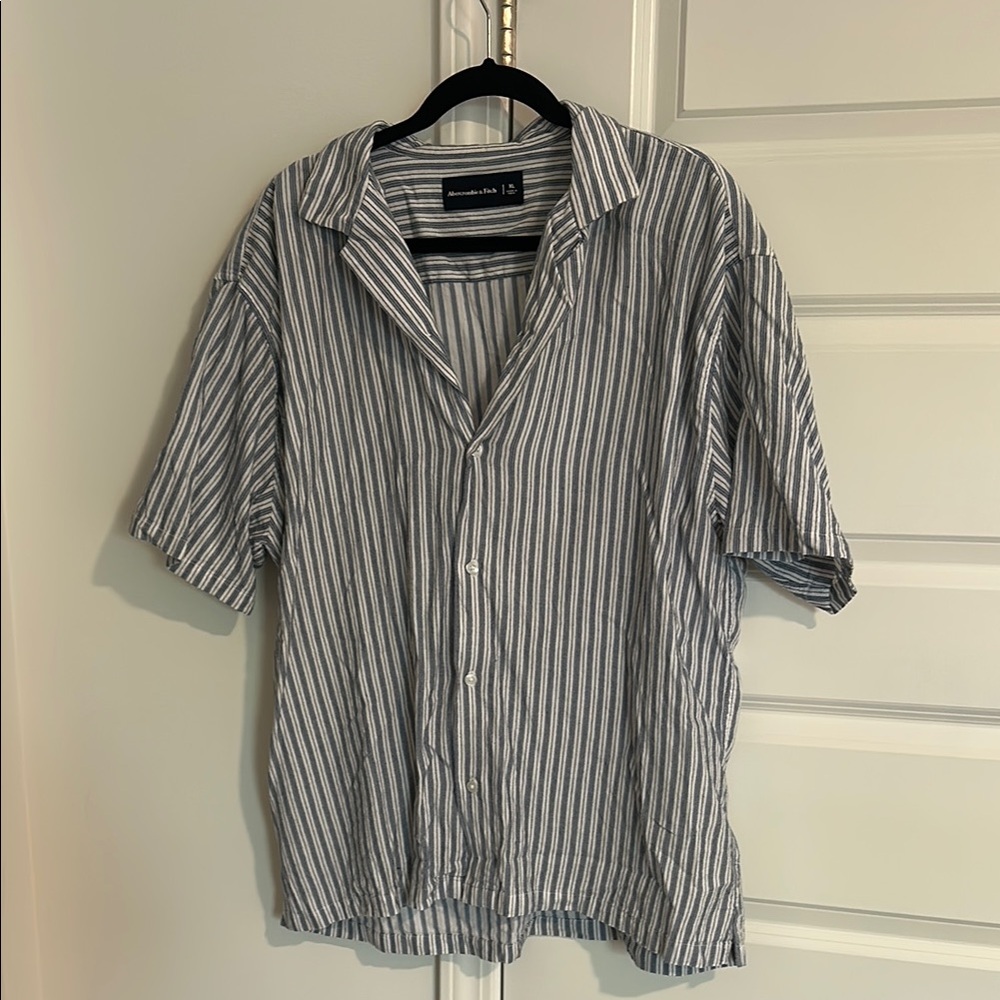 Men's Striped Button-Up Shirt